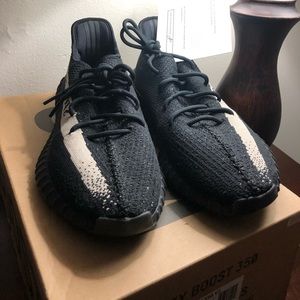 Yeezy 350 Booste V2 Oreo